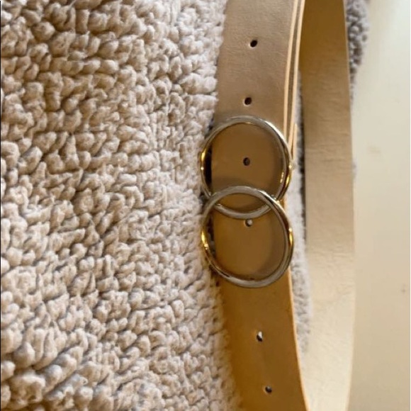 Beige leather belt with double o🔥 - Picture 2 of 2